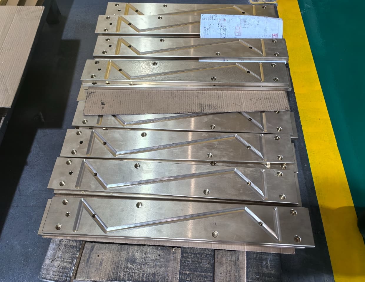 Bronze liners plates 1 Bronze liners plates 1
